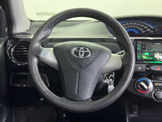 TOYOTA ETIOS 1.5 X SEDAN 16V FLEX 4P MANUAL